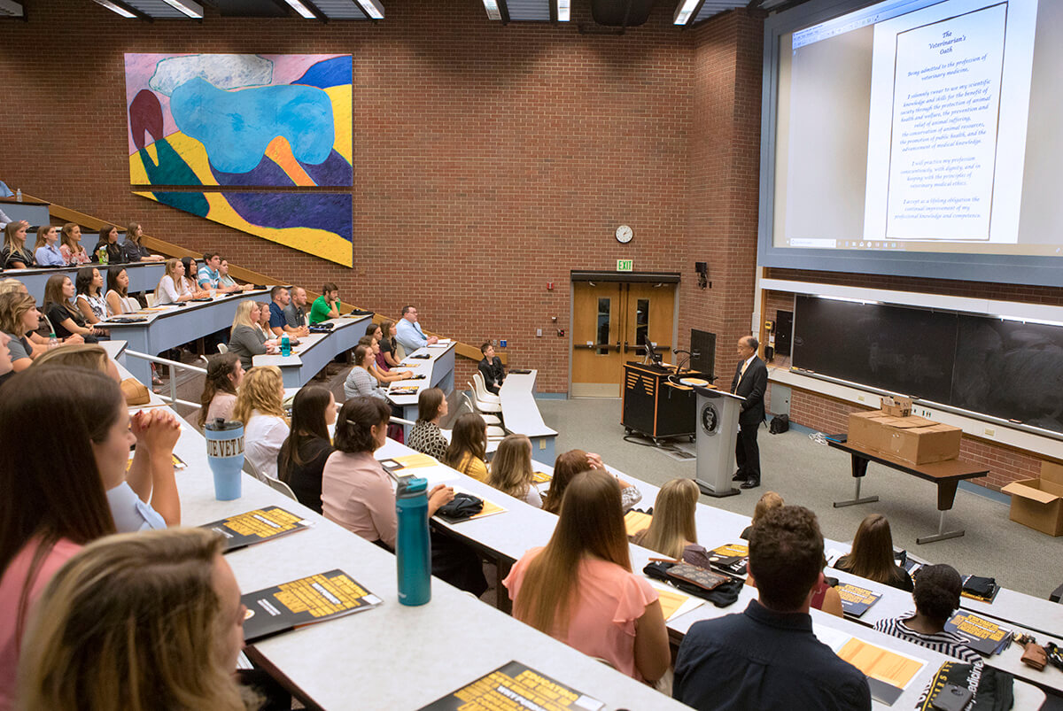New Year Begins for DVM and Veterinary Nursing Students | Purdue ...