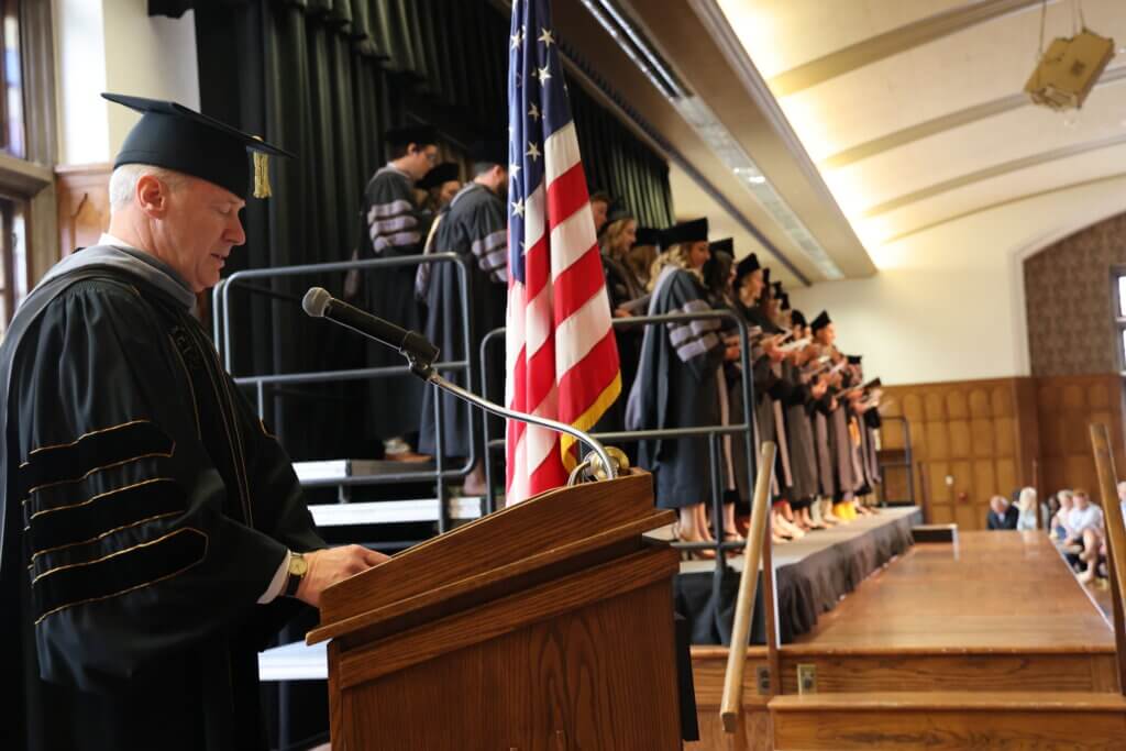 Dean Bret Marsh led the DVM graduates in reciting the Veterinarian’s Oath.
