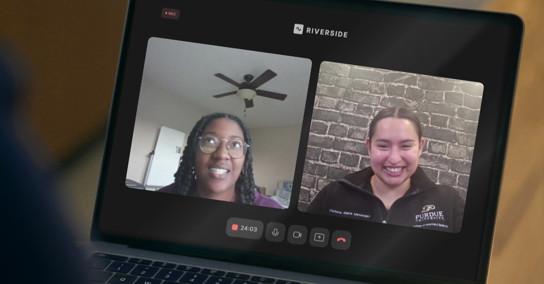 Victoria Menendez interviews Amanda Mills